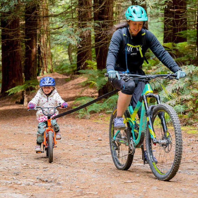 Kerékpár vontatókötél fekete