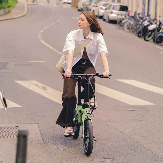 Összecsukható elektromos kerékpár OG16