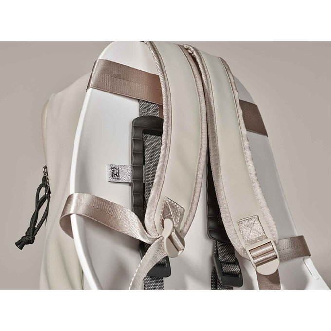 Iki gyermek hátizsák