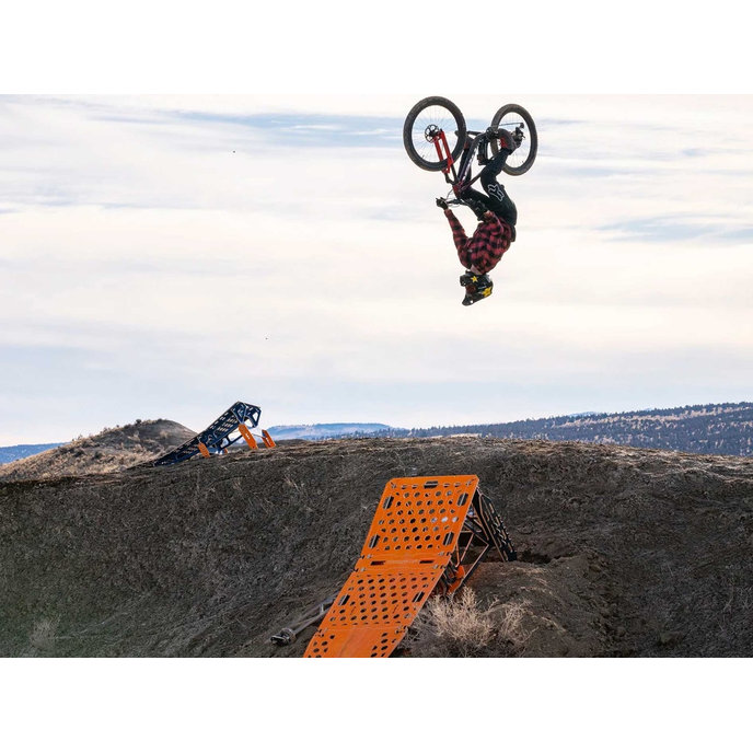 Area 51 hordozható ugró rámpa