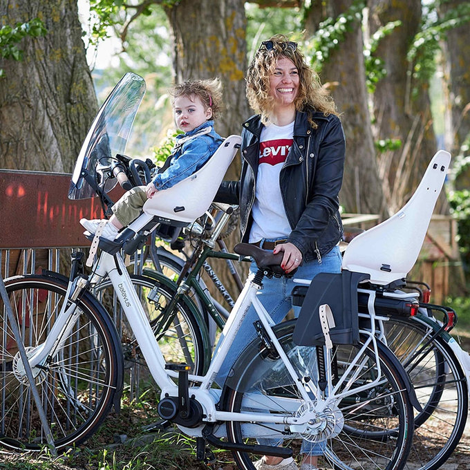 Első kerékpárülés adapterrel