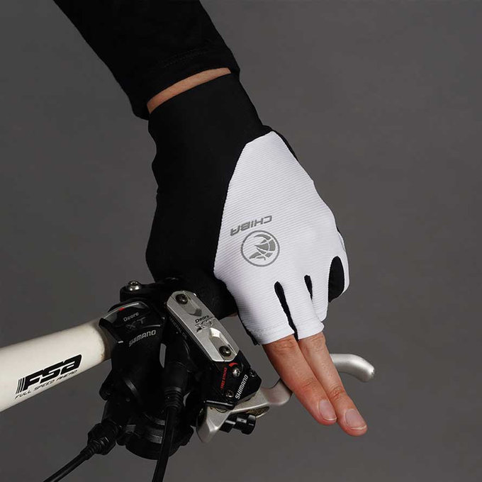 Kerékpáros kesztyű felnőtteknek BioXCell Road fehér