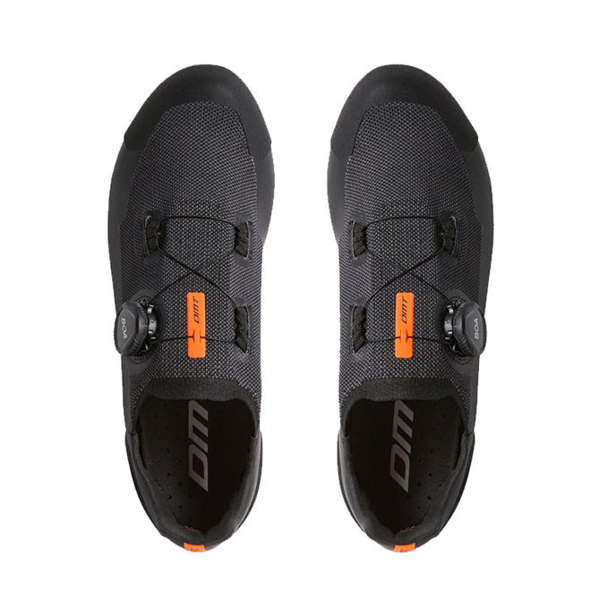 Mountain bike cipő karbon talppal és BOA rendszerrel DMT KM30