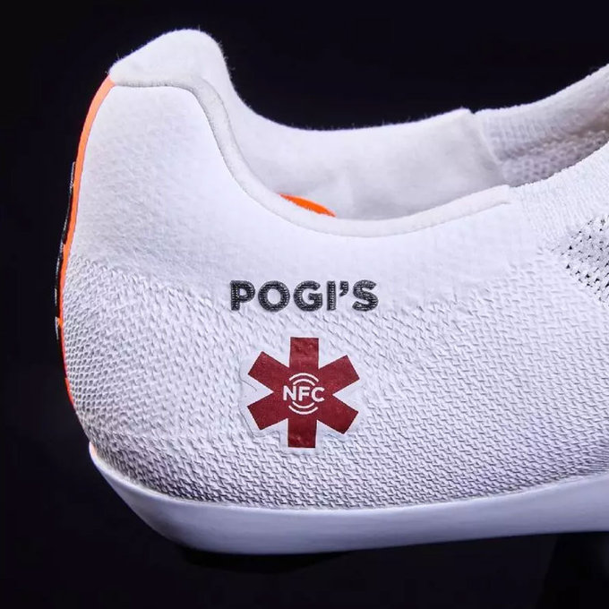 Úti cipők kiadása Tadej Pogačar DMT POGI'S