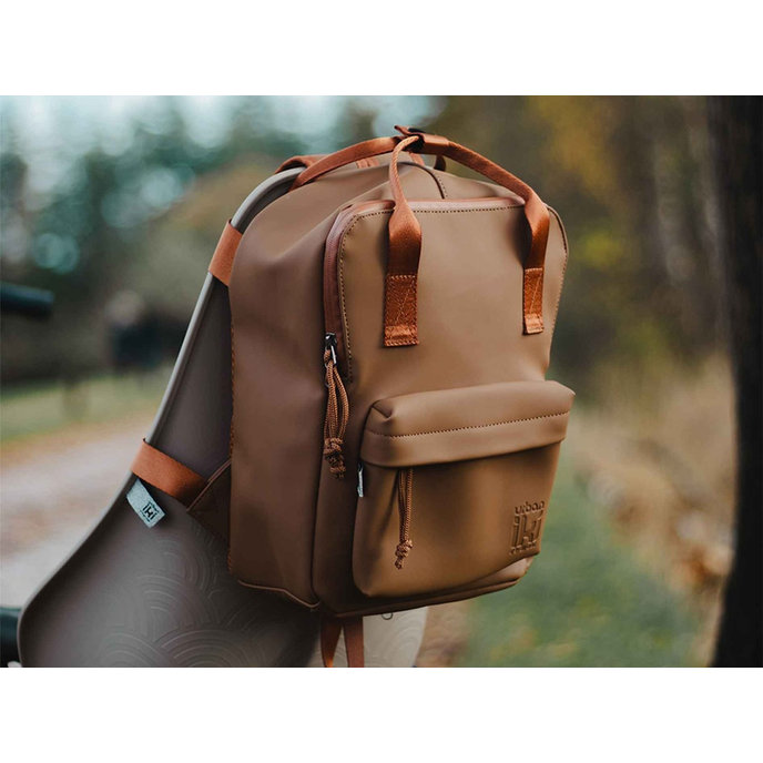 Iki gyermek hátizsák