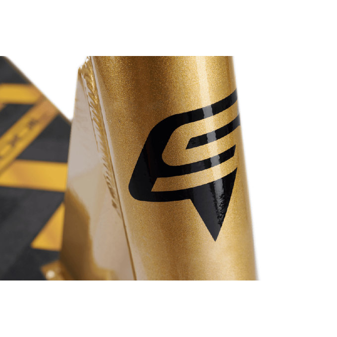 FlaX 8.6 stunt roller metálarany