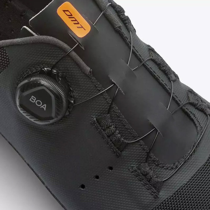 Kerékpáros MTB cipő BOA rendszerrel DMT KM4 2025