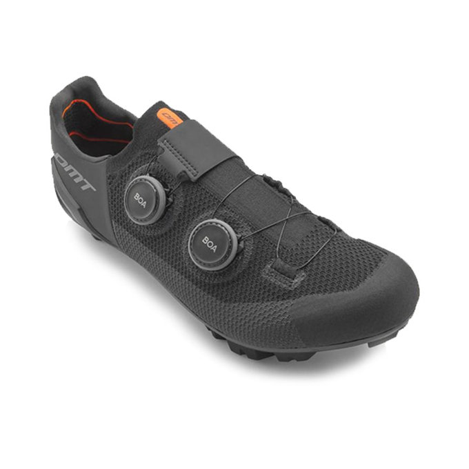 Mountain bike cipő karbon talppal és BOA rendszerrel DMT MH10