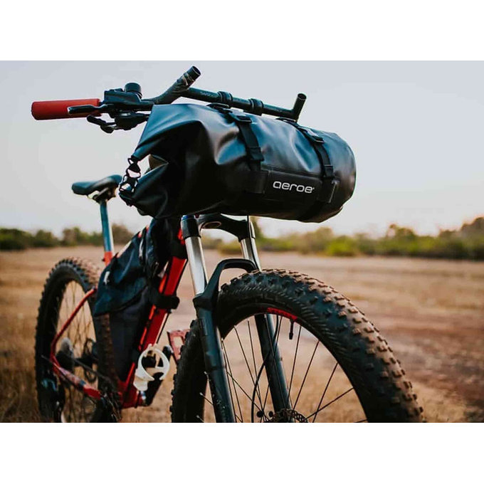 Vízálló táska fekete – 12l