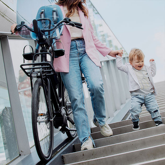 Első kerékpárülés adapterrel