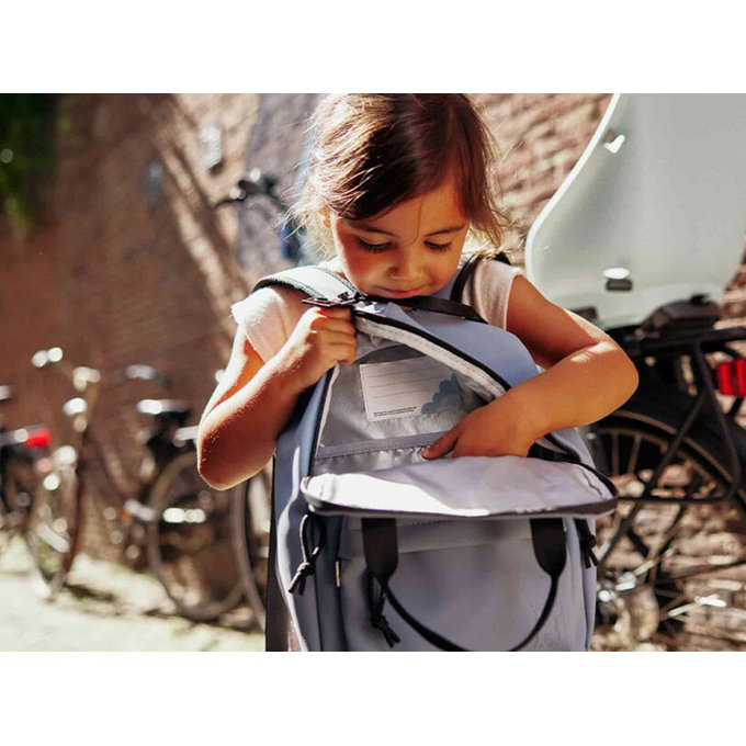 Iki gyermek hátizsák