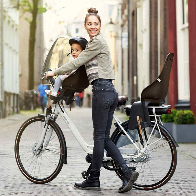 Első kerékpárülés adapterrel