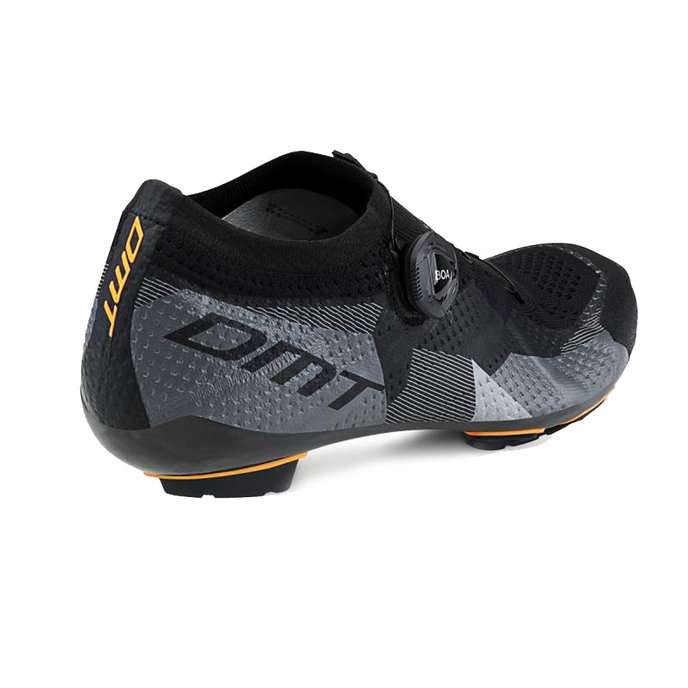 Mountain bike cipő karbon talppal és BOA rendszerrel DMT KM1