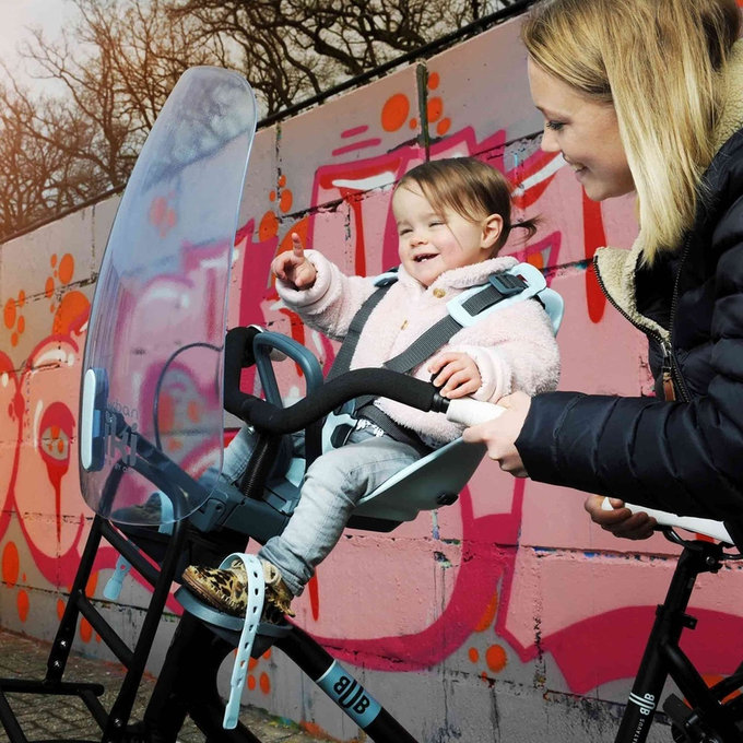 Első ülésen kerékpártartó