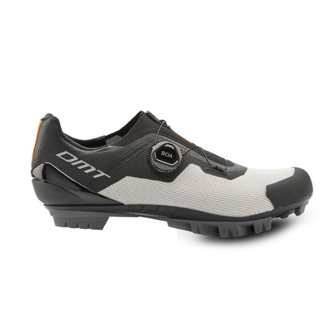 Mountain bike cipő BOA rendszerrel DMT KM4